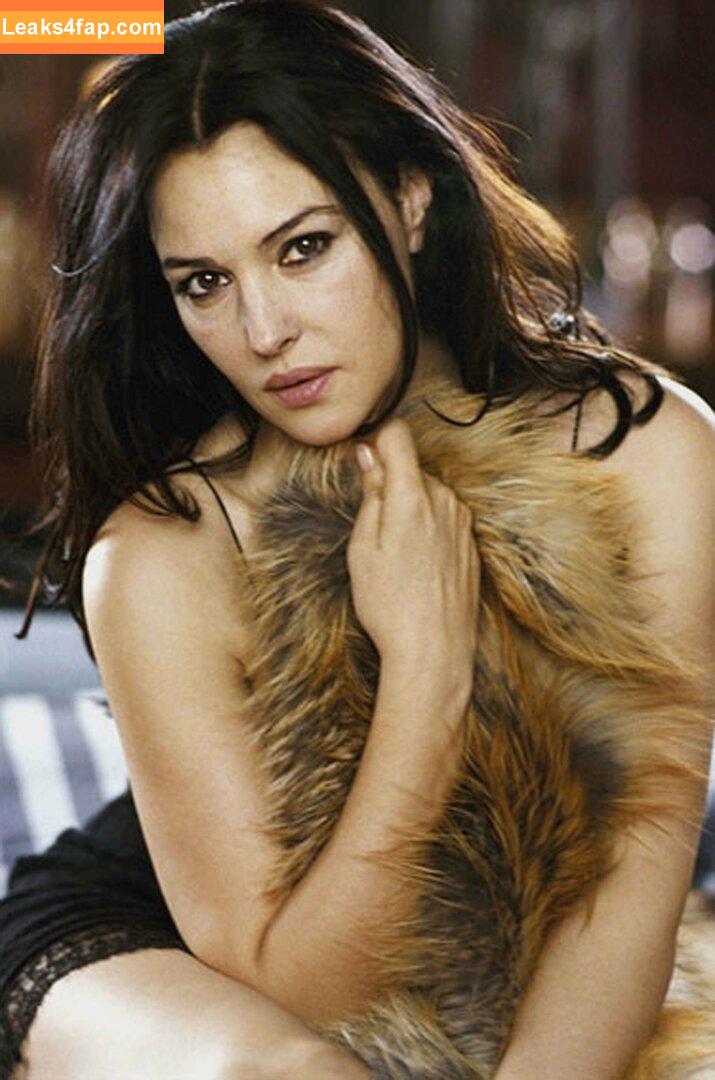 Monica Bellucci / aMonicaBellucci / bellucciginebra / monicabellucciofficiel leaked photo photo #0208