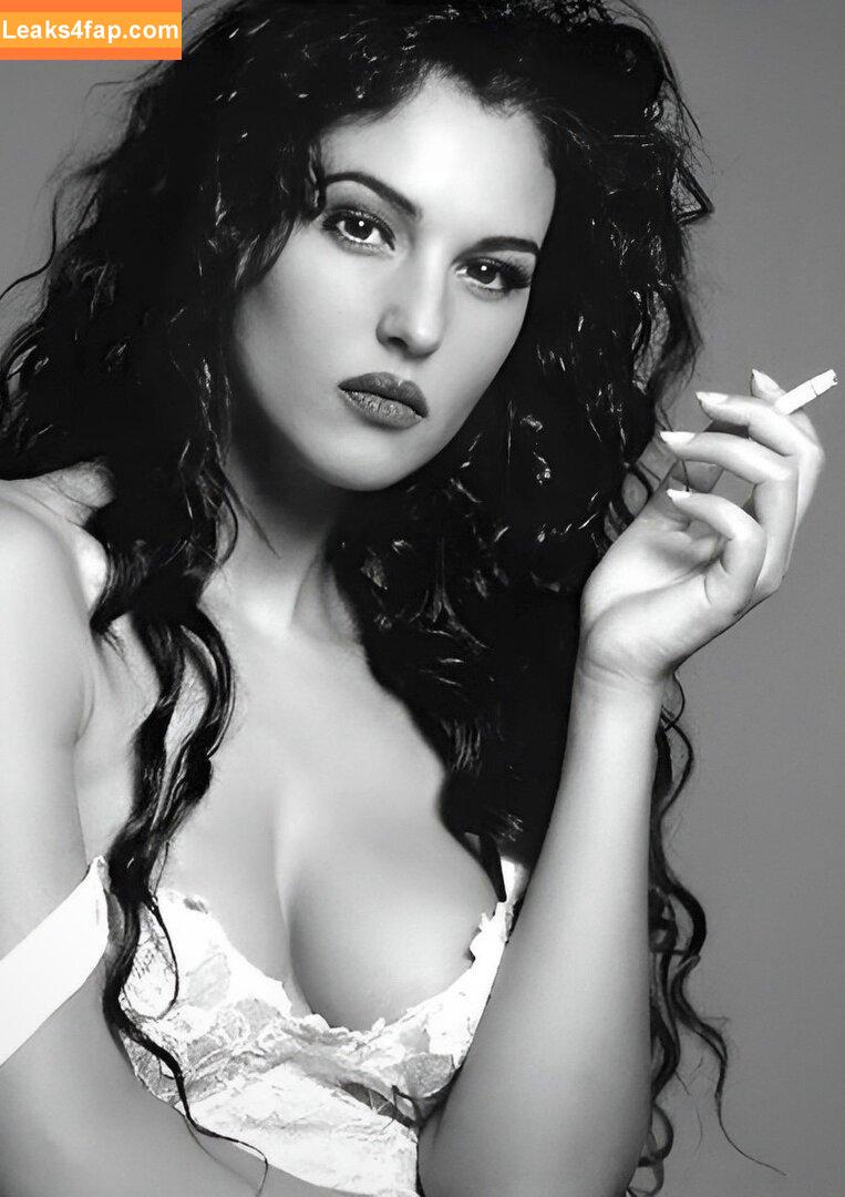 Monica Bellucci / aMonicaBellucci / bellucciginebra / monicabellucciofficiel leaked photo photo #0239