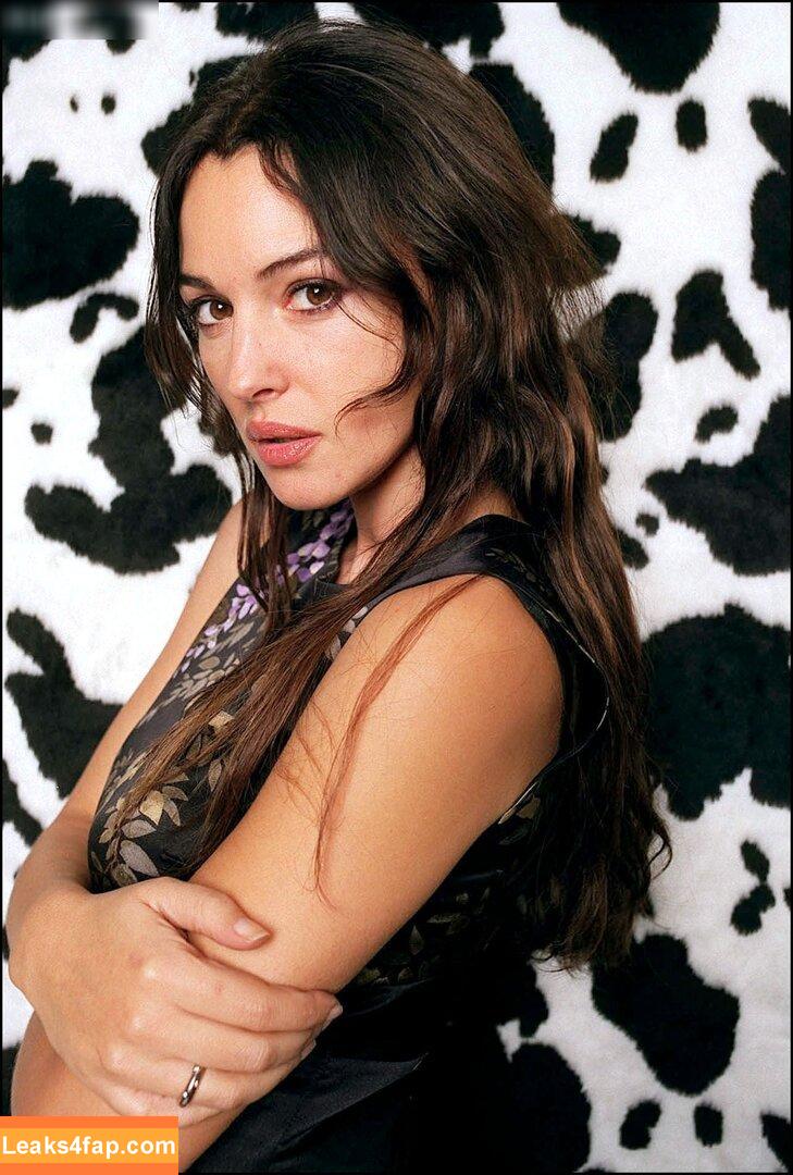 Monica Bellucci / aMonicaBellucci / bellucciginebra / monicabellucciofficiel слитое фото фото #0273