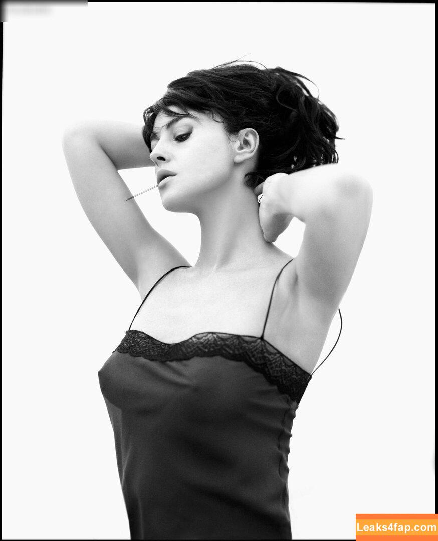 Monica Bellucci / aMonicaBellucci / bellucciginebra / monicabellucciofficiel leaked photo photo #0284