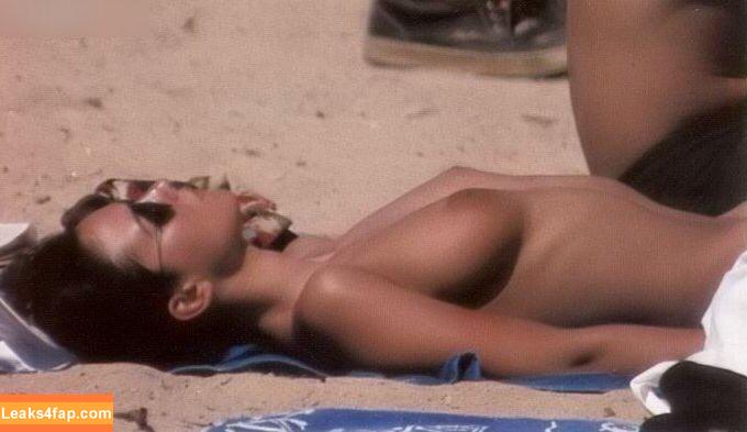 Monica Bellucci / aMonicaBellucci / bellucciginebra / monicabellucciofficiel leaked photo photo #0300