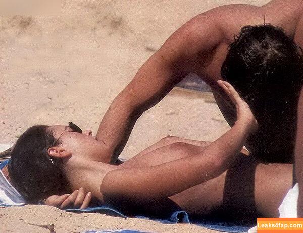 Monica Bellucci / aMonicaBellucci / bellucciginebra / monicabellucciofficiel leaked photo photo #0301