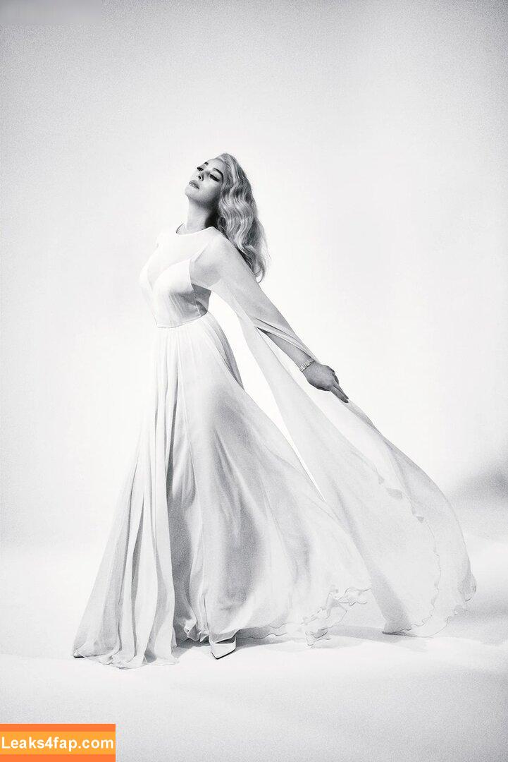 Monica Bellucci / aMonicaBellucci / bellucciginebra / monicabellucciofficiel leaked photo photo #0371