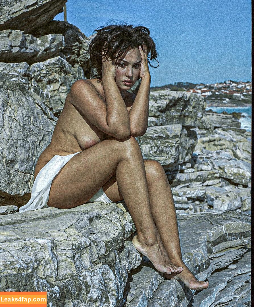 Monica Bellucci / aMonicaBellucci / bellucciginebra / monicabellucciofficiel leaked photo photo #0467