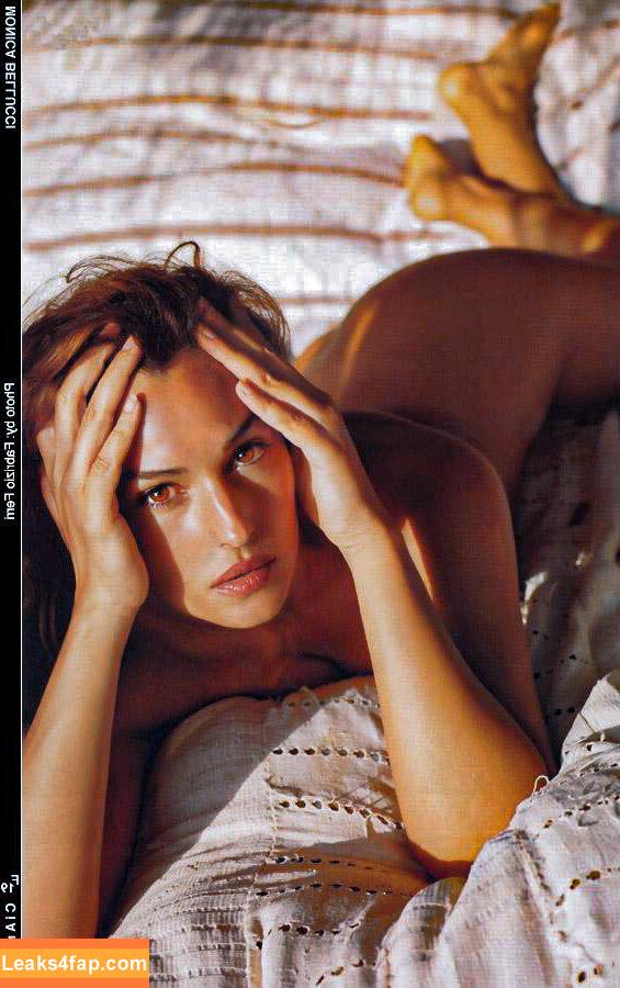 Monica Bellucci / aMonicaBellucci / bellucciginebra / monicabellucciofficiel leaked photo photo #0518