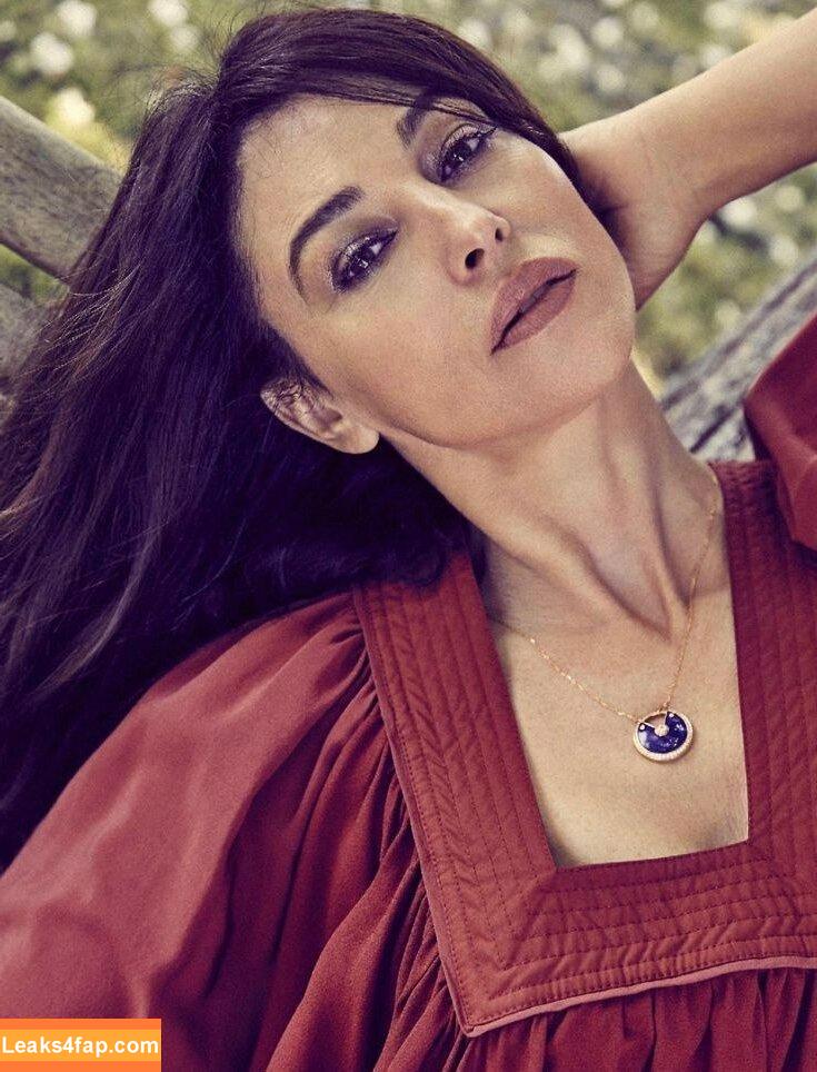 Monica Bellucci / aMonicaBellucci / bellucciginebra / monicabellucciofficiel leaked photo photo #0598