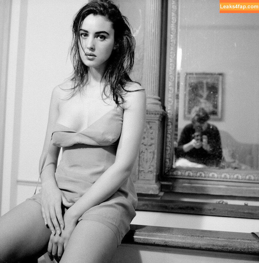 Monica Bellucci / aMonicaBellucci / bellucciginebra / monicabellucciofficiel leaked photo photo #0683