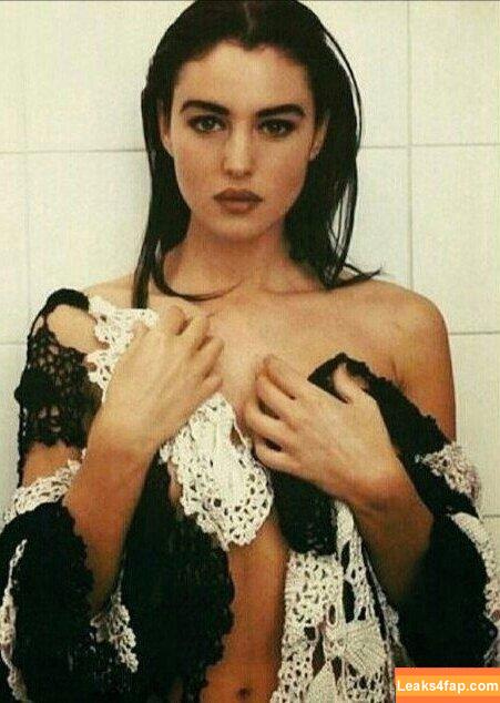 Monica Bellucci / aMonicaBellucci / bellucciginebra / monicabellucciofficiel leaked photo photo #0684