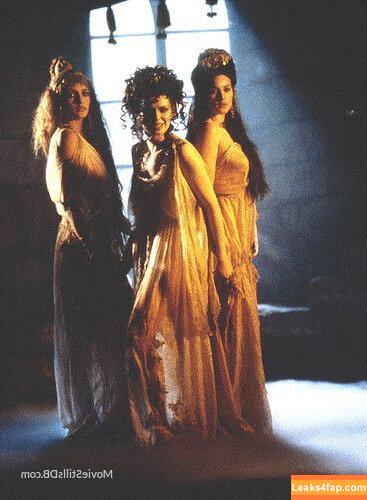 Monica Bellucci / aMonicaBellucci / bellucciginebra / monicabellucciofficiel leaked photo photo #0711