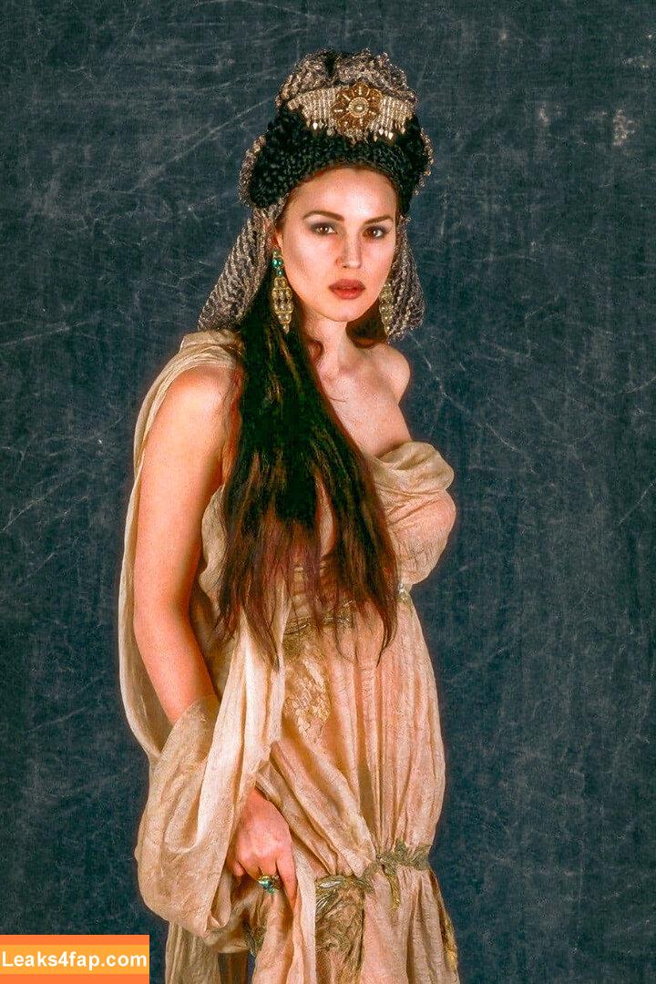 Monica Bellucci / aMonicaBellucci / bellucciginebra / monicabellucciofficiel leaked photo photo #0713