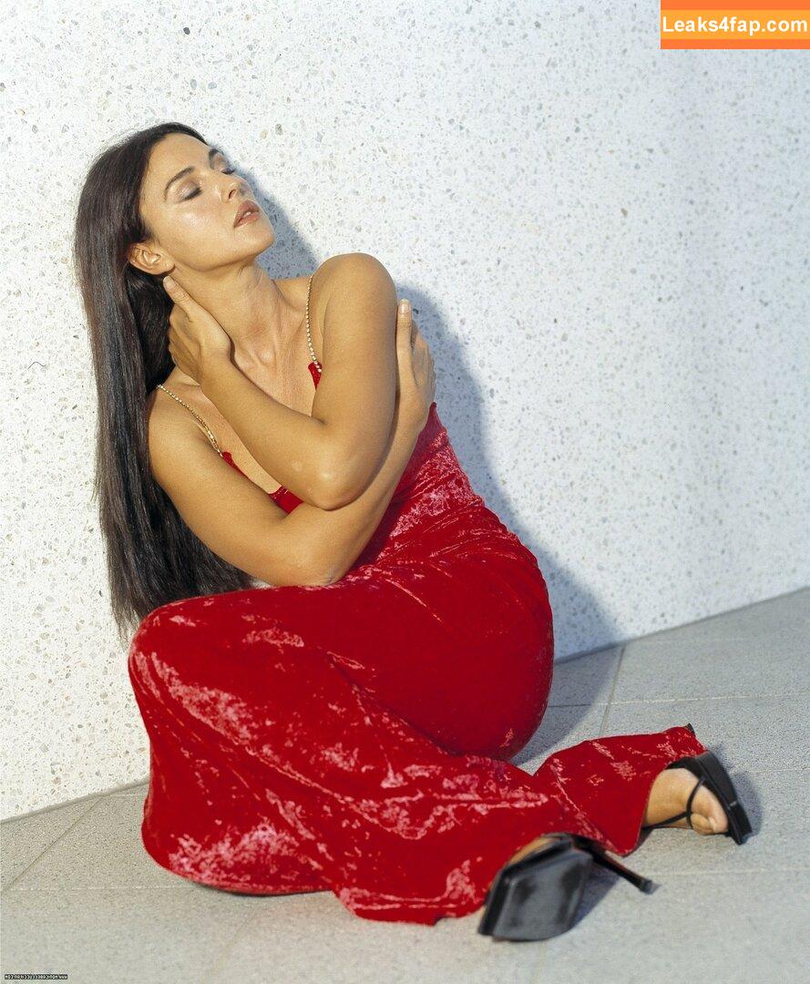 Monica Bellucci / aMonicaBellucci / bellucciginebra / monicabellucciofficiel leaked photo photo #0734