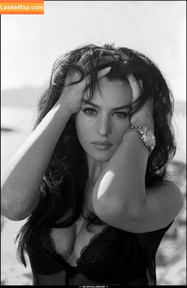 Monica Bellucci / aMonicaBellucci / bellucciginebra / monicabellucciofficiel leaked photo photo #0744