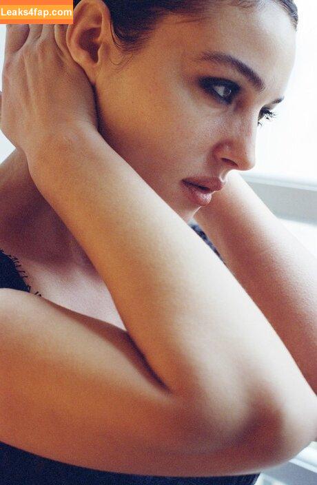 Monica Bellucci / aMonicaBellucci / bellucciginebra / monicabellucciofficiel leaked photo photo #0749