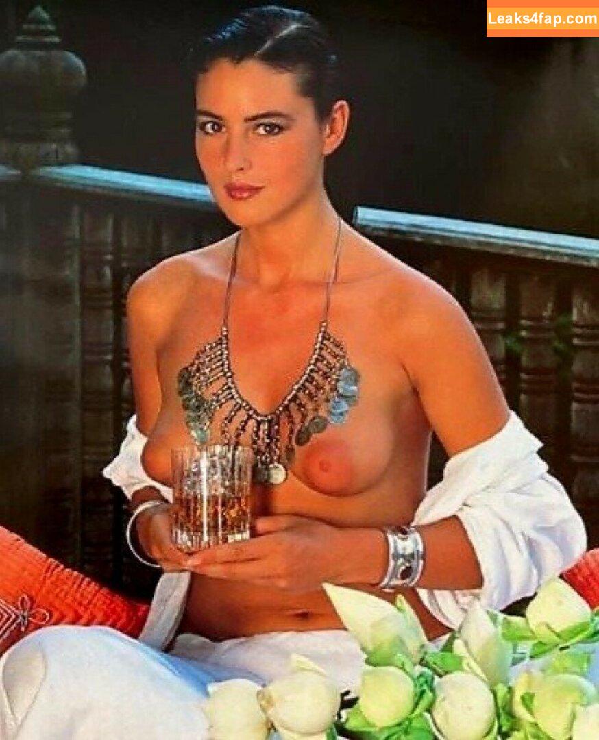 Monica Bellucci / aMonicaBellucci / bellucciginebra / monicabellucciofficiel leaked photo photo #0752