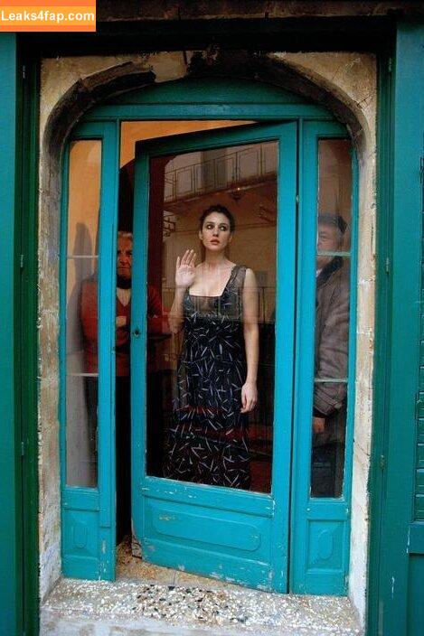 Monica Bellucci / aMonicaBellucci / bellucciginebra / monicabellucciofficiel слитое фото фото #0768