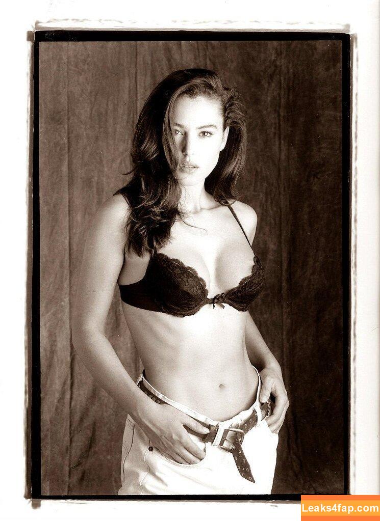 Monica Bellucci / aMonicaBellucci / bellucciginebra / monicabellucciofficiel слитое фото фото #0772