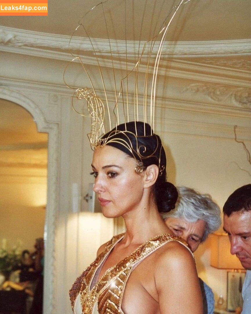 Monica Bellucci / aMonicaBellucci / bellucciginebra / monicabellucciofficiel leaked photo photo #0869