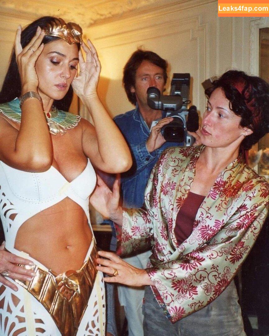 Monica Bellucci / aMonicaBellucci / bellucciginebra / monicabellucciofficiel leaked photo photo #0874