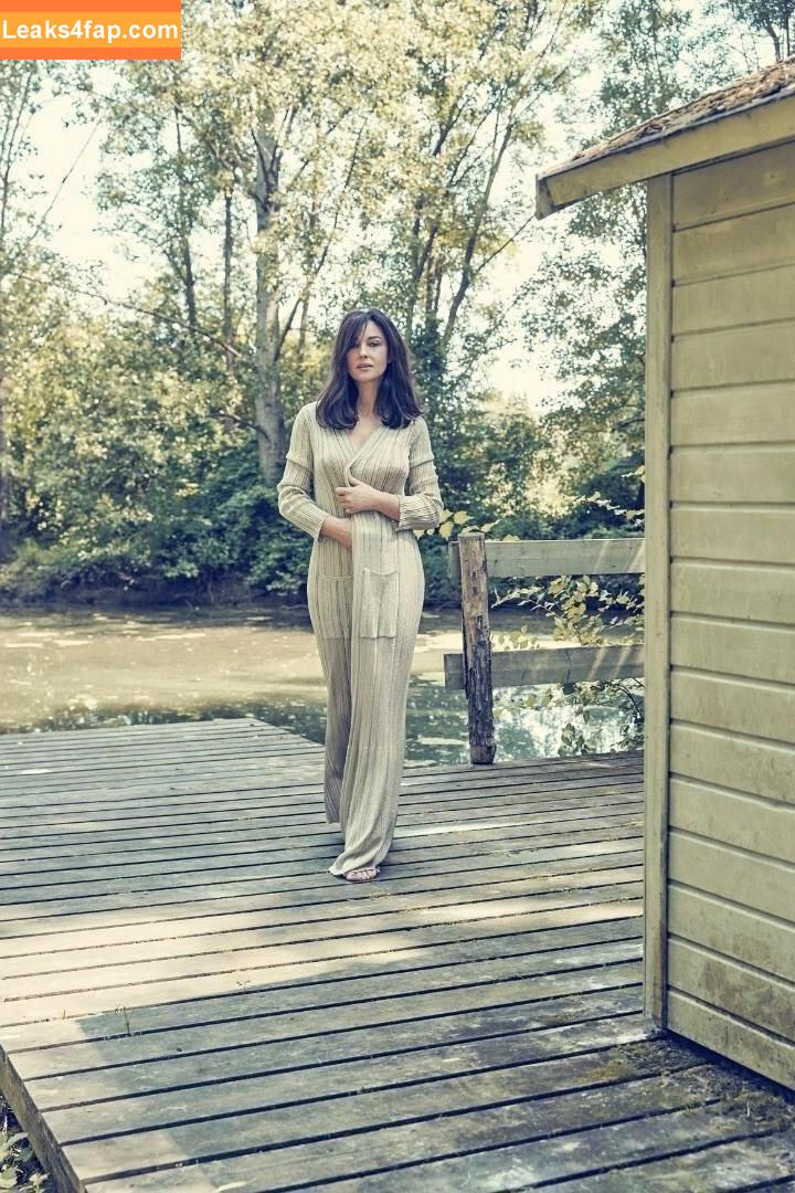 Monica Bellucci / aMonicaBellucci / bellucciginebra / monicabellucciofficiel leaked photo photo #0990