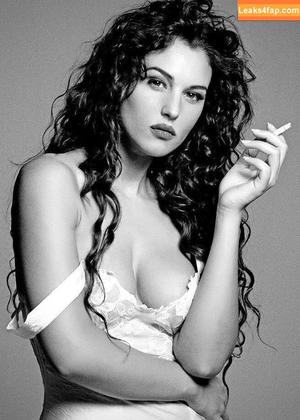 Monica Bellucci photo #0379