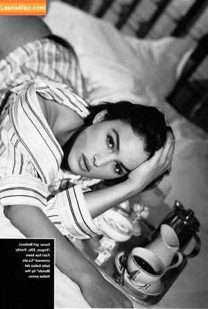 Monica Bellucci photo #0453