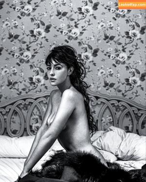 Monica Bellucci photo #0505