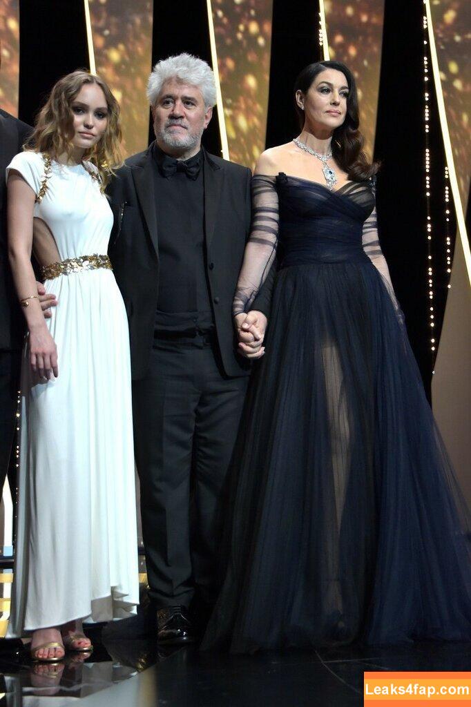 Monica Bellucci / aMonicaBellucci / bellucciginebra / monicabellucciofficiel leaked photo photo #1048