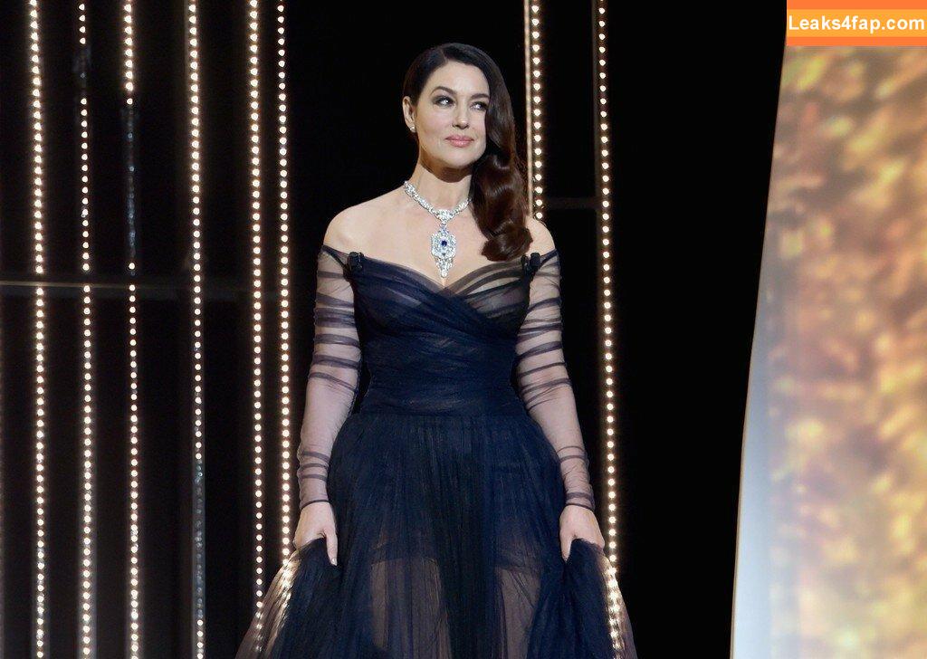 Monica Bellucci / aMonicaBellucci / bellucciginebra / monicabellucciofficiel leaked photo photo #1054