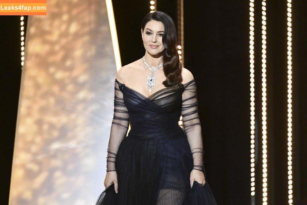 Monica Bellucci / aMonicaBellucci / bellucciginebra / monicabellucciofficiel leaked photo photo #1056