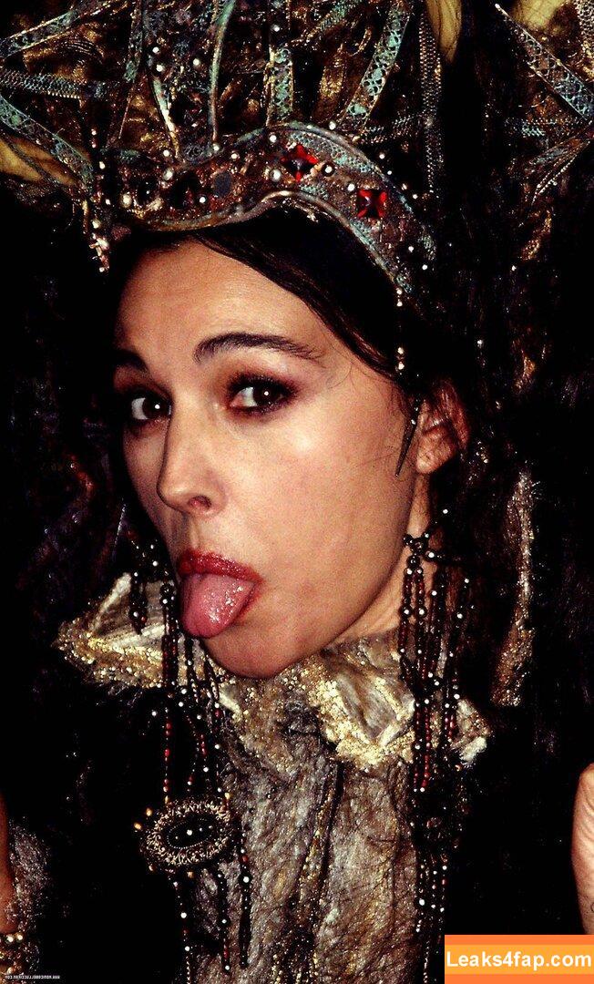 Monica Bellucci / aMonicaBellucci / monicabellucciofficiel leaked photo photo #1131