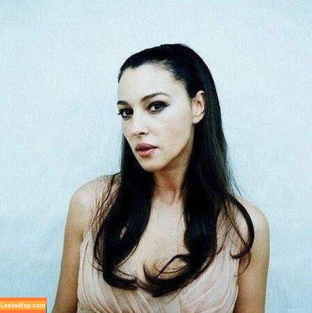 Monica Bellucci / aMonicaBellucci / bellucciginebra / monicabellucciofficiel leaked photo photo #1347