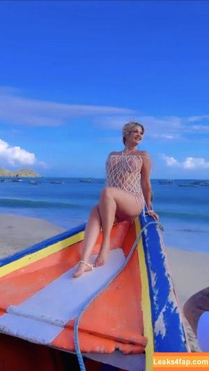 Monicest photo #0013