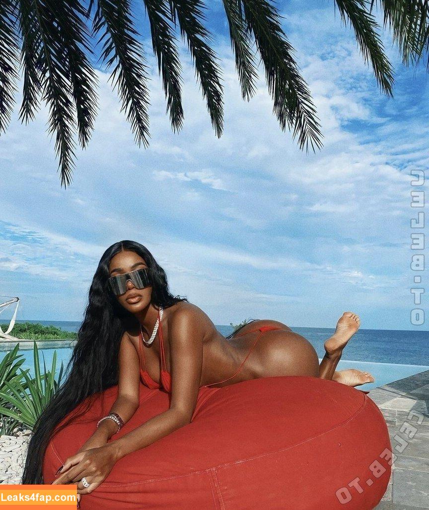 Monifa Jansen / https: / miss_curacao12 / monifajansen / monifajansenunofficial leaked photo photo #0141