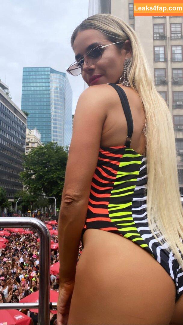 Monique Alfradique / moniquealfradique leaked photo photo #0009