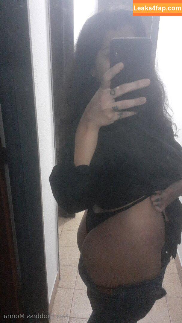monnaxxx / monaf0x leaked photo photo #0012