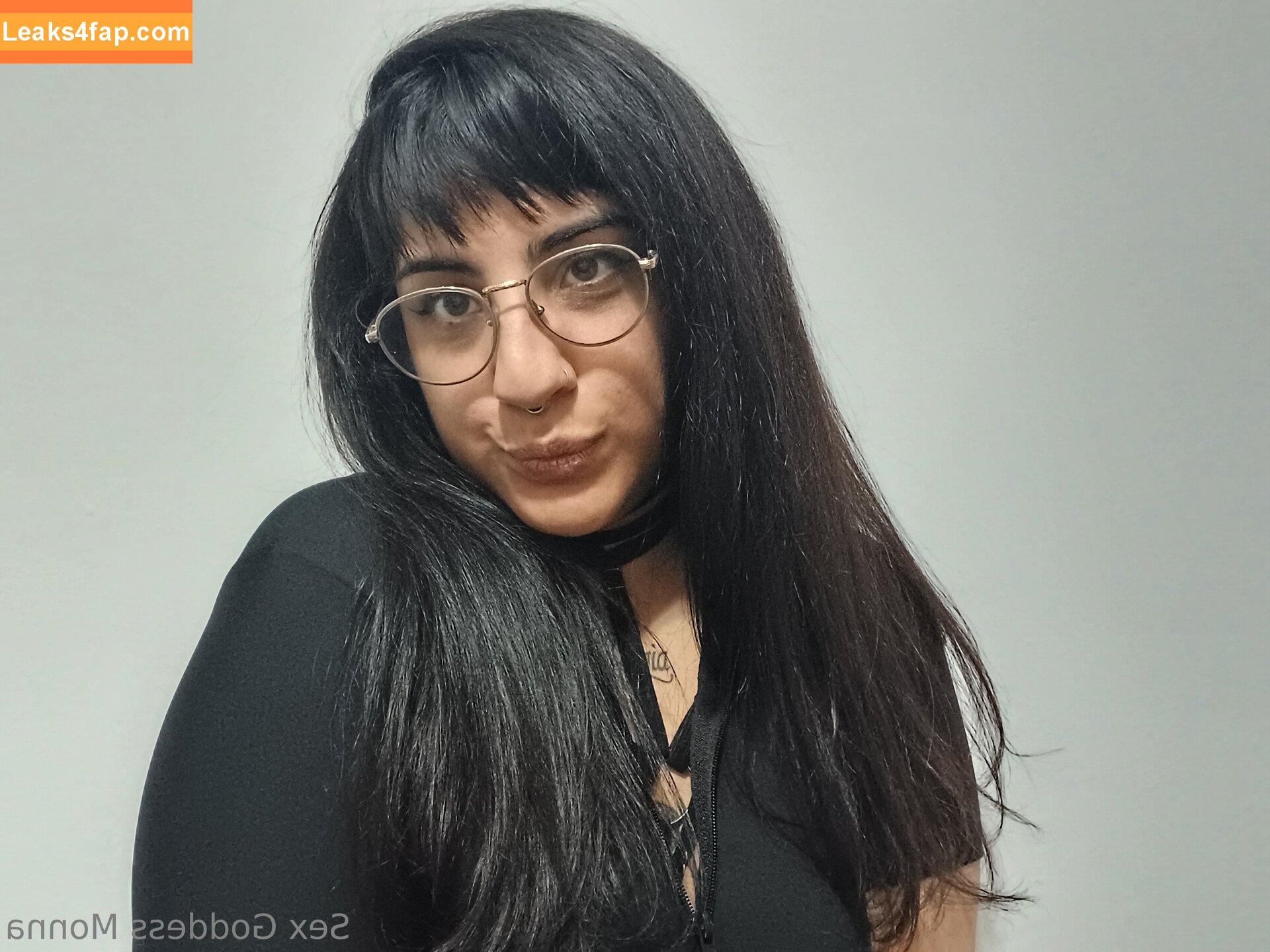 monnaxxx / monaf0x leaked photo photo #0017