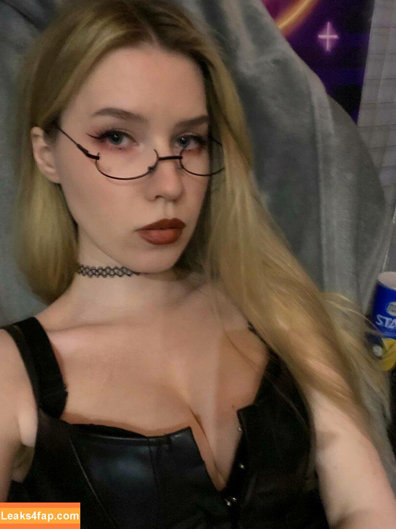 Mood Asmr / asmr_mood / asmrmood leaked photo photo #0362
