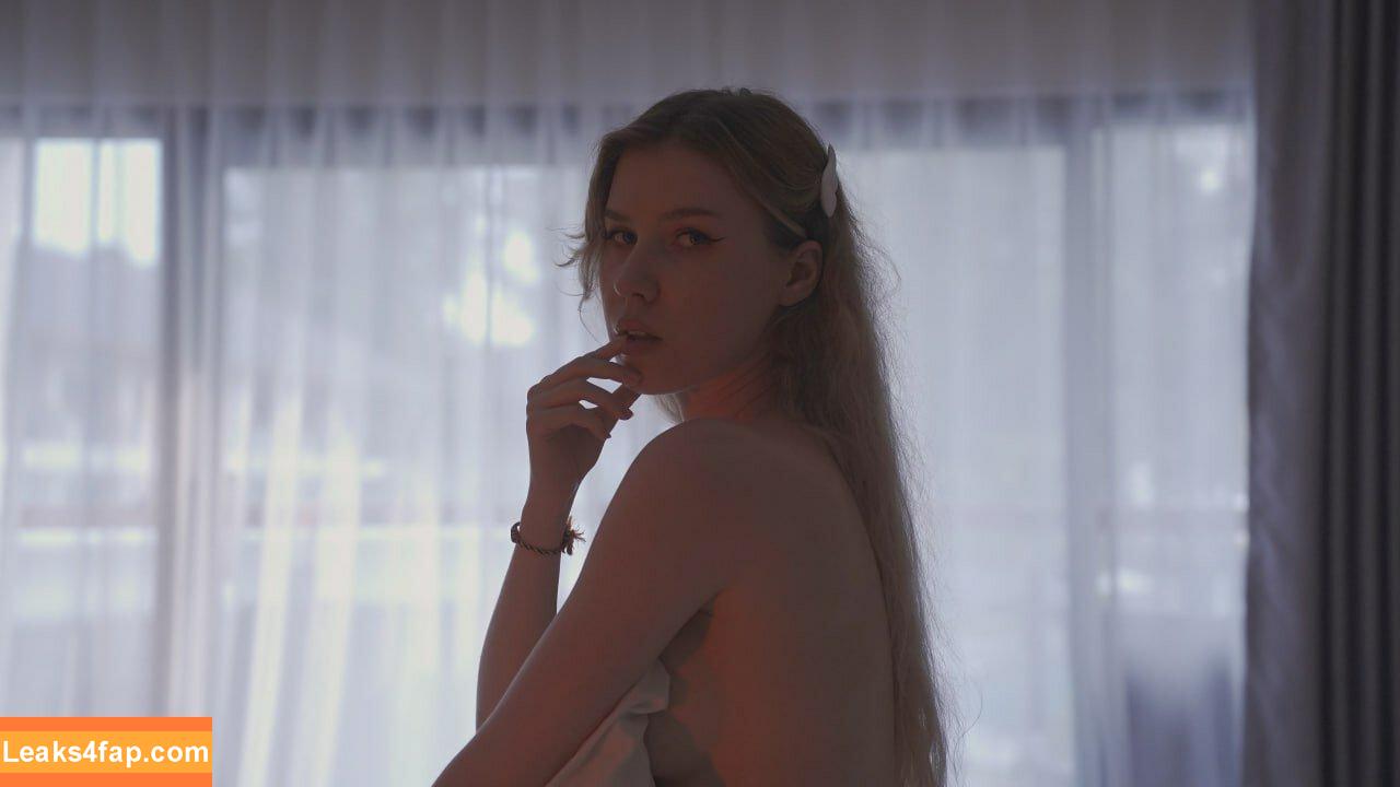Mood Asmr / asmr_mood / asmrmood leaked photo photo #0445