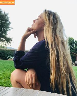 Moon Bloodgood фото #0033