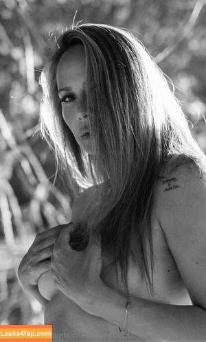 Moon Bloodgood фото #0102