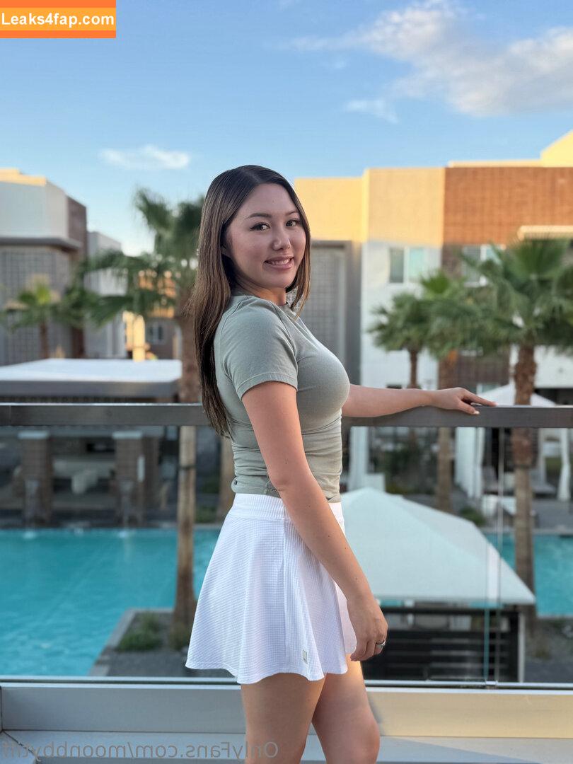 moonbbytiff /  leaked photo photo #0025