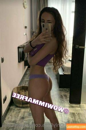 moorecami photo #0001