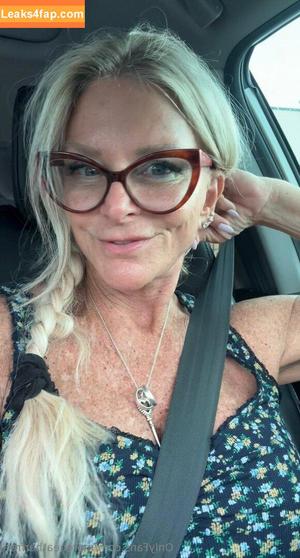 moreheatherfree photo #0048
