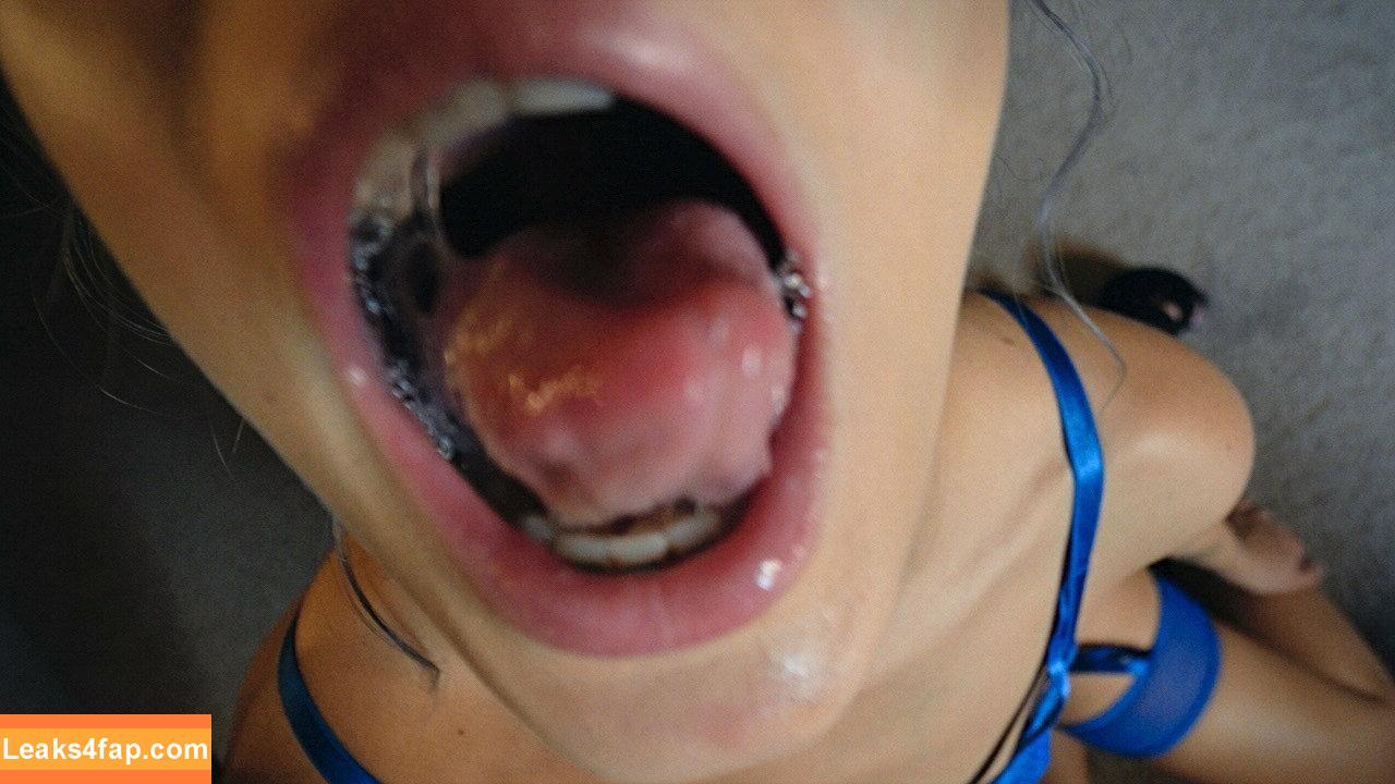 morekatie /  leaked photo photo #0060