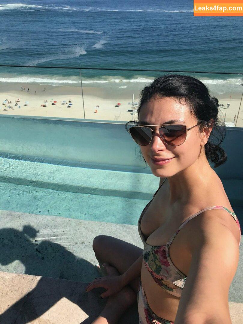 Morena Baccarin / morenabaccarin leaked photo photo #0002