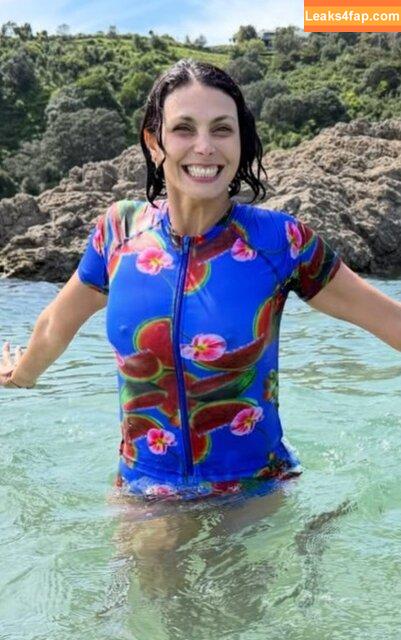 Morena Baccarin / morenabaccarin leaked photo photo #0322