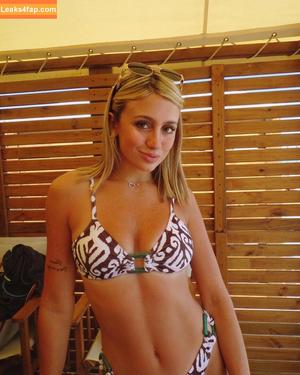 Morena Beltrán photo #0172