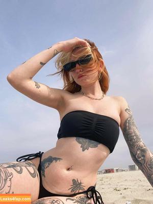 Morgan Adams photo #0020
