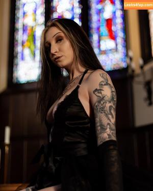 Morgan Adams photo #0043