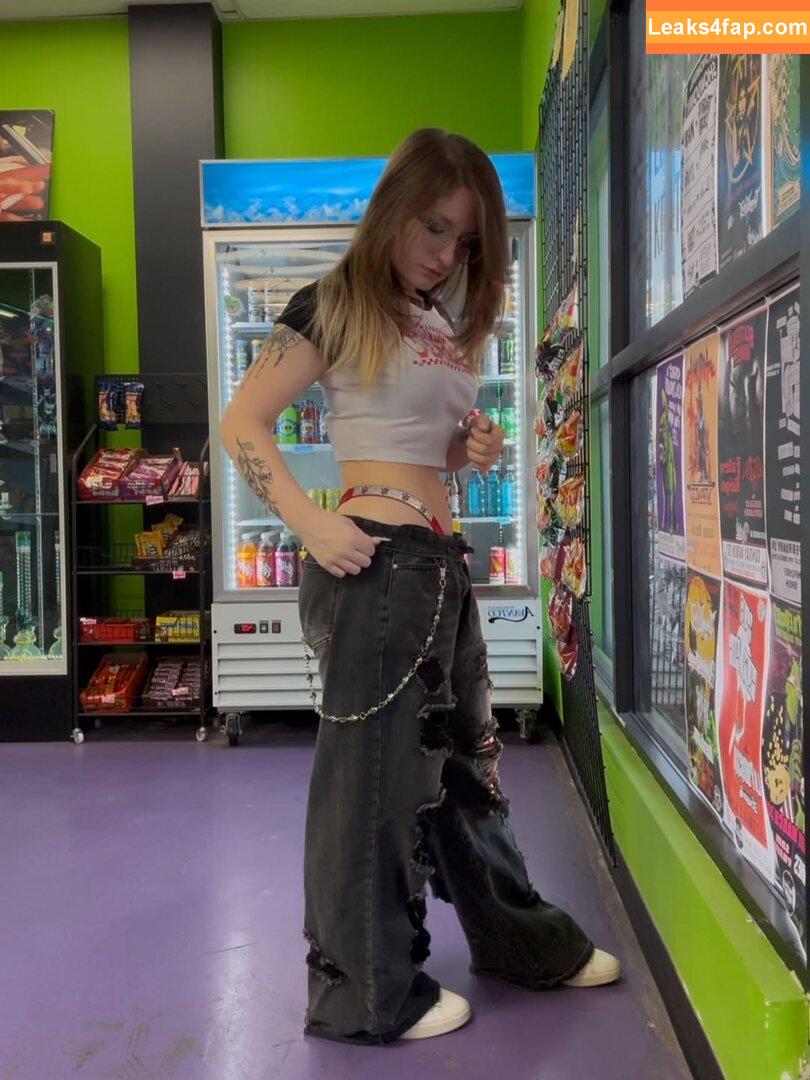 morgan_is_tired / morganhollymoore / smorgaroni leaked photo photo #0028